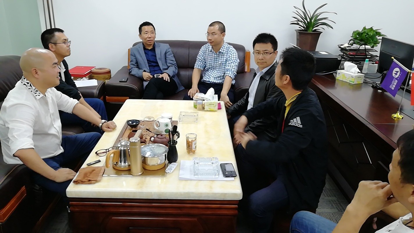 集團(tuán)董事長、總裁劉裕蒞臨港灣工程公司視察指導(dǎo)工作