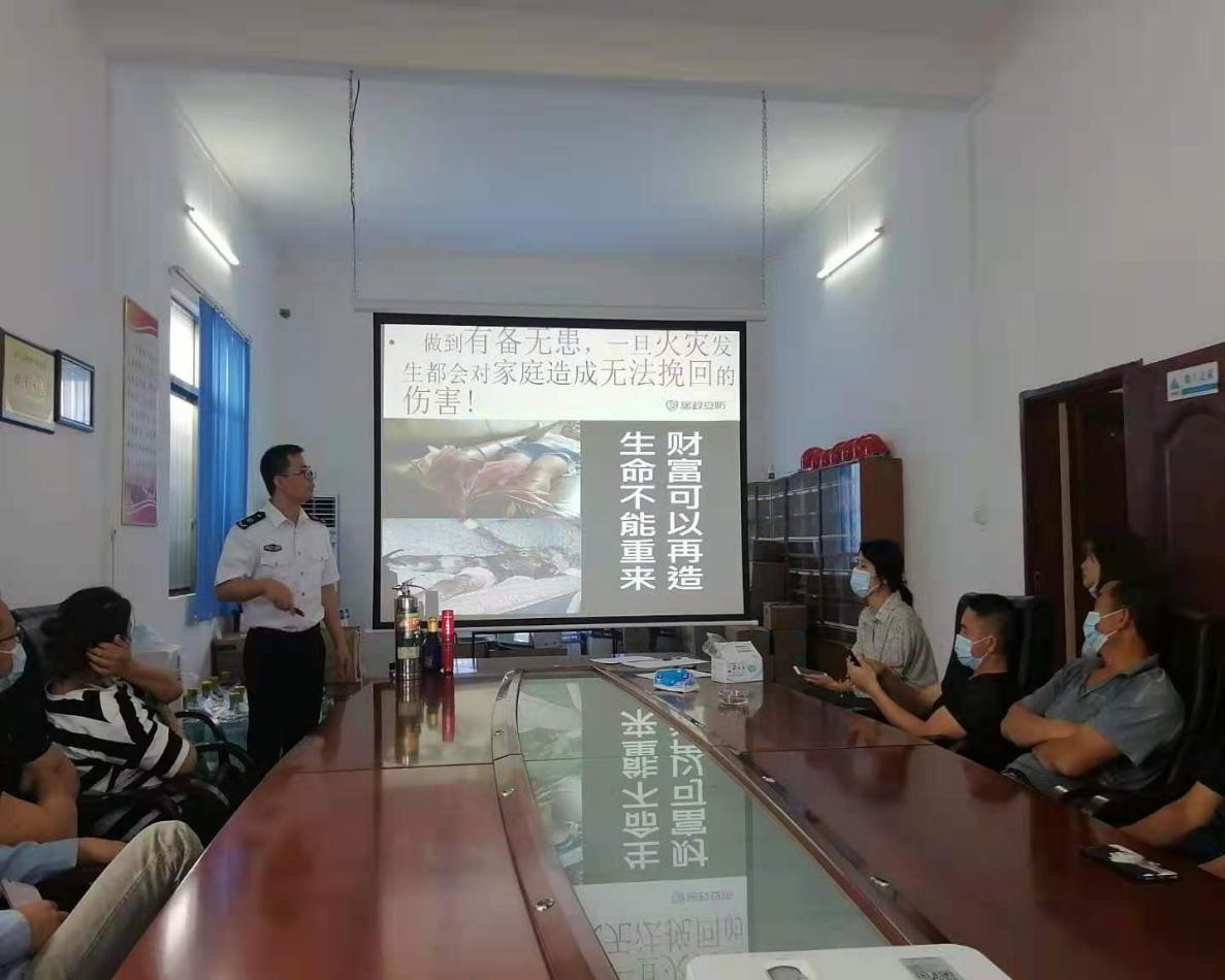 生命不能重來(lái)，財(cái)富可以再造——湛江港創(chuàng)公司開展消防安全知識(shí)培訓(xùn)和現(xiàn)場(chǎng)演練活動(dòng)