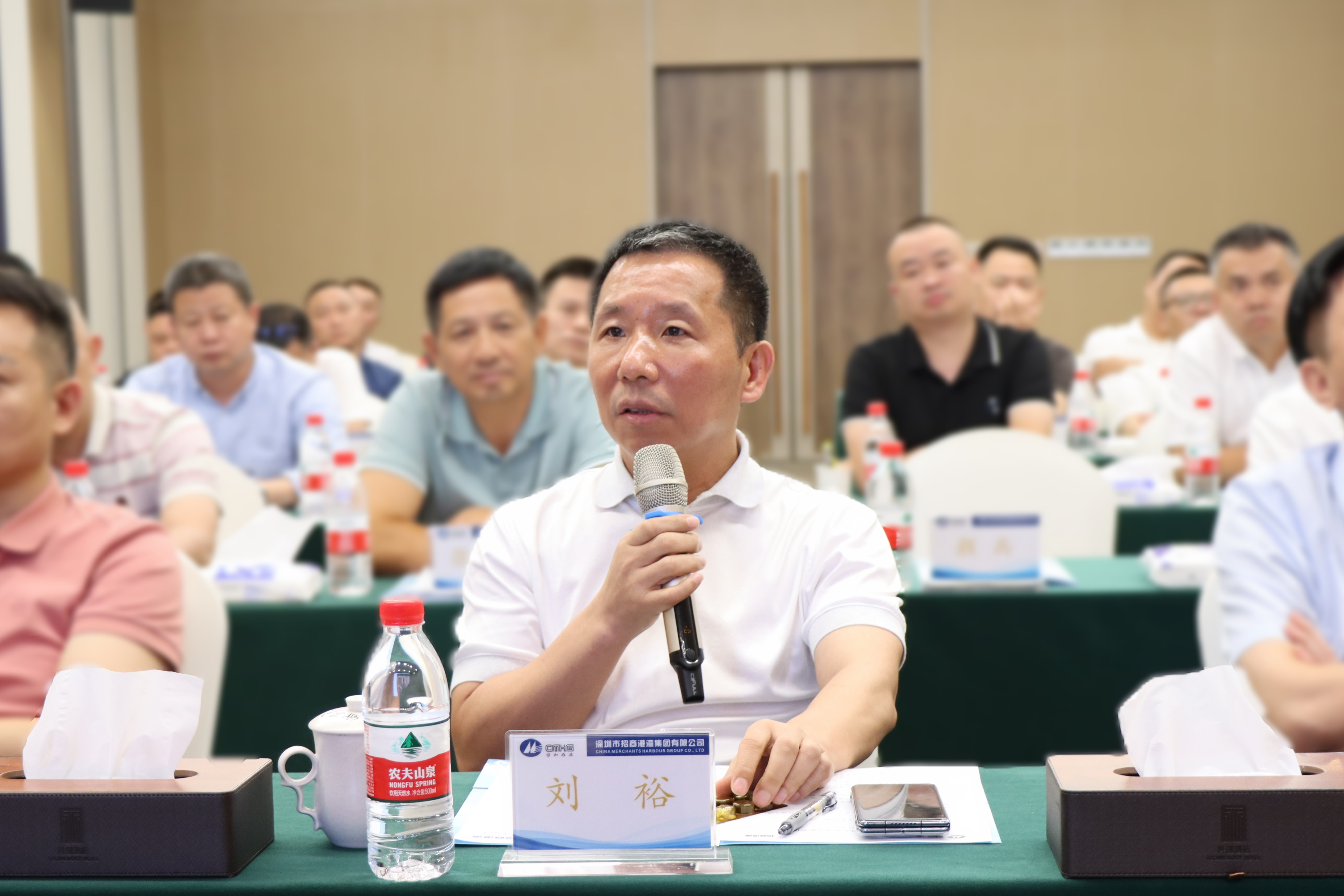 集團(tuán)董事長、總裁劉裕講話1.JPG